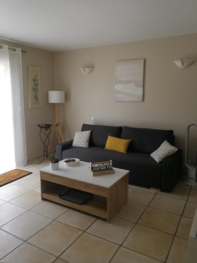 Au Doux Repos Bed and Breakfast Lucbardez-et-Bargues Εξωτερικό φωτογραφία